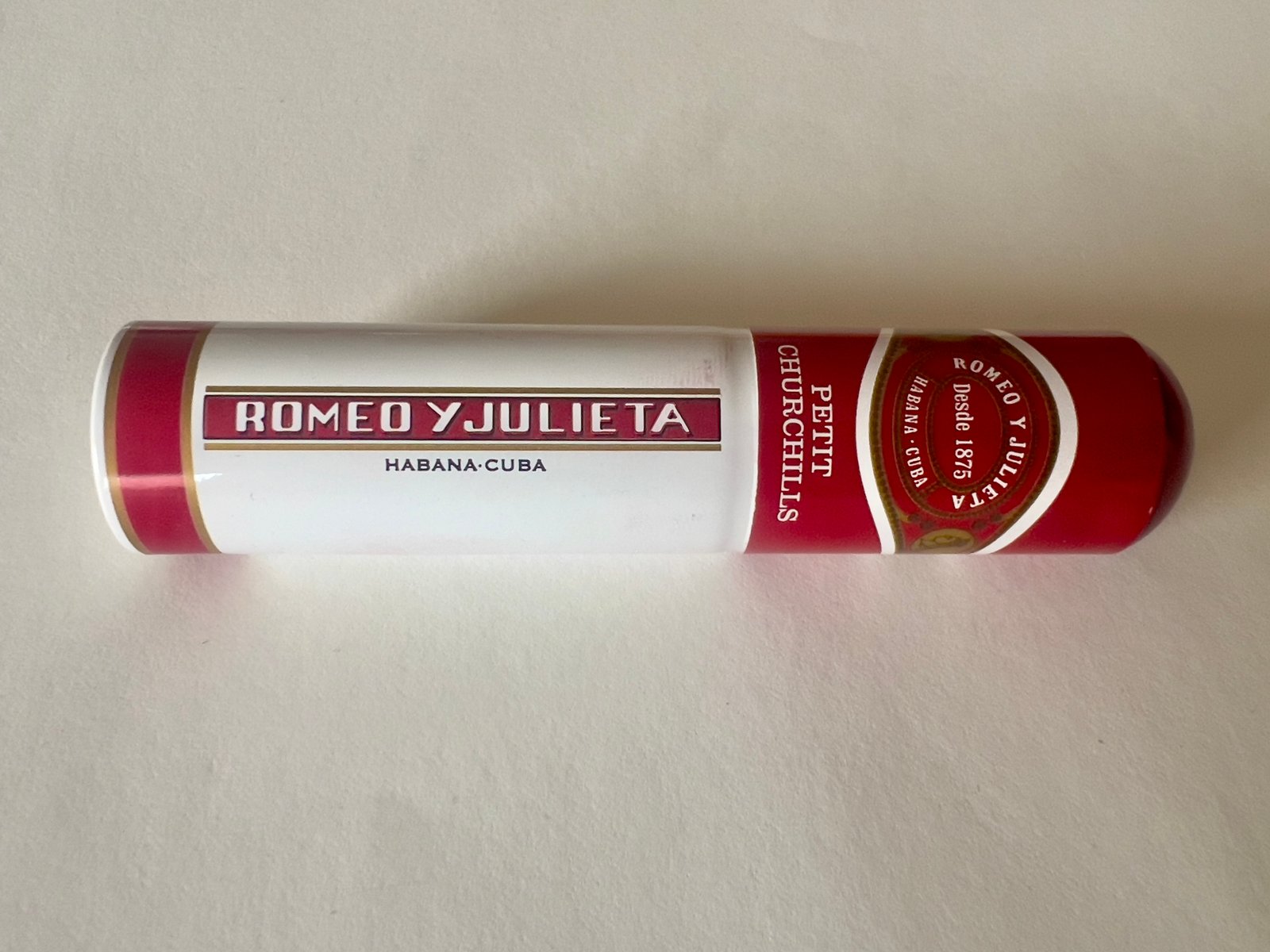 Romeo y Julieta cigar tube — Habana, Cuba — the book's vessel and gallery